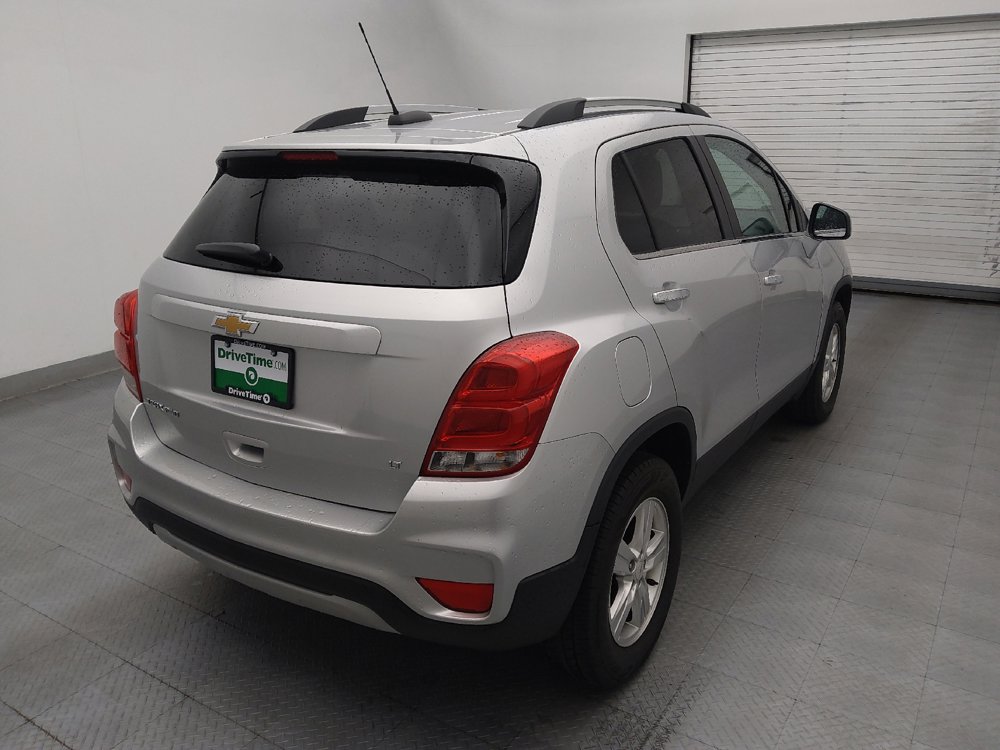 Used 2020 Chevrolet Trax LT w/ LT Convenience Package AWD/4WD image 9