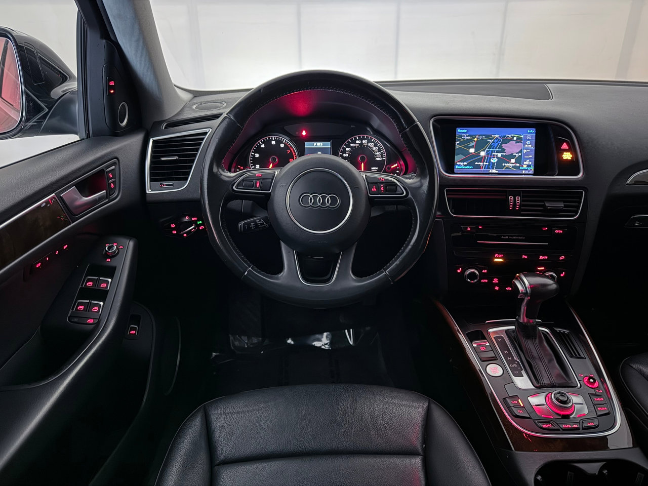 Used 2015 Audi Q5 3.0T Premium Plus w/ Technology Package image 31