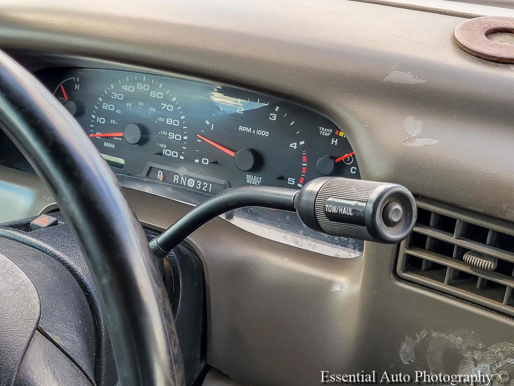 Used 2004 Ford F550 2WD Regular Cab Super Duty image 16