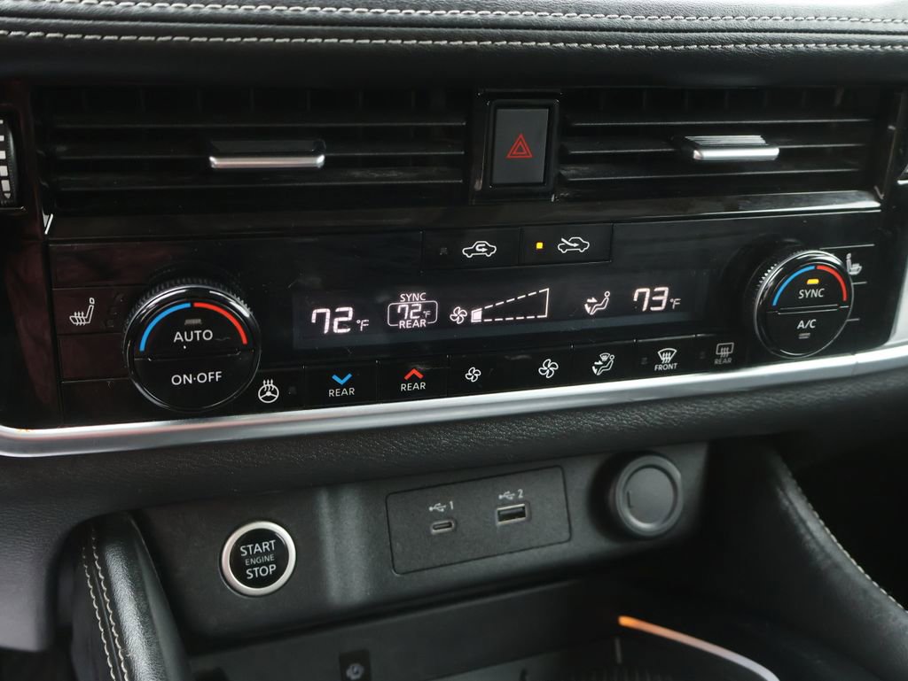 Used 2023 Nissan Rogue Platinum w/ Platinum Premium Package FWD image 33