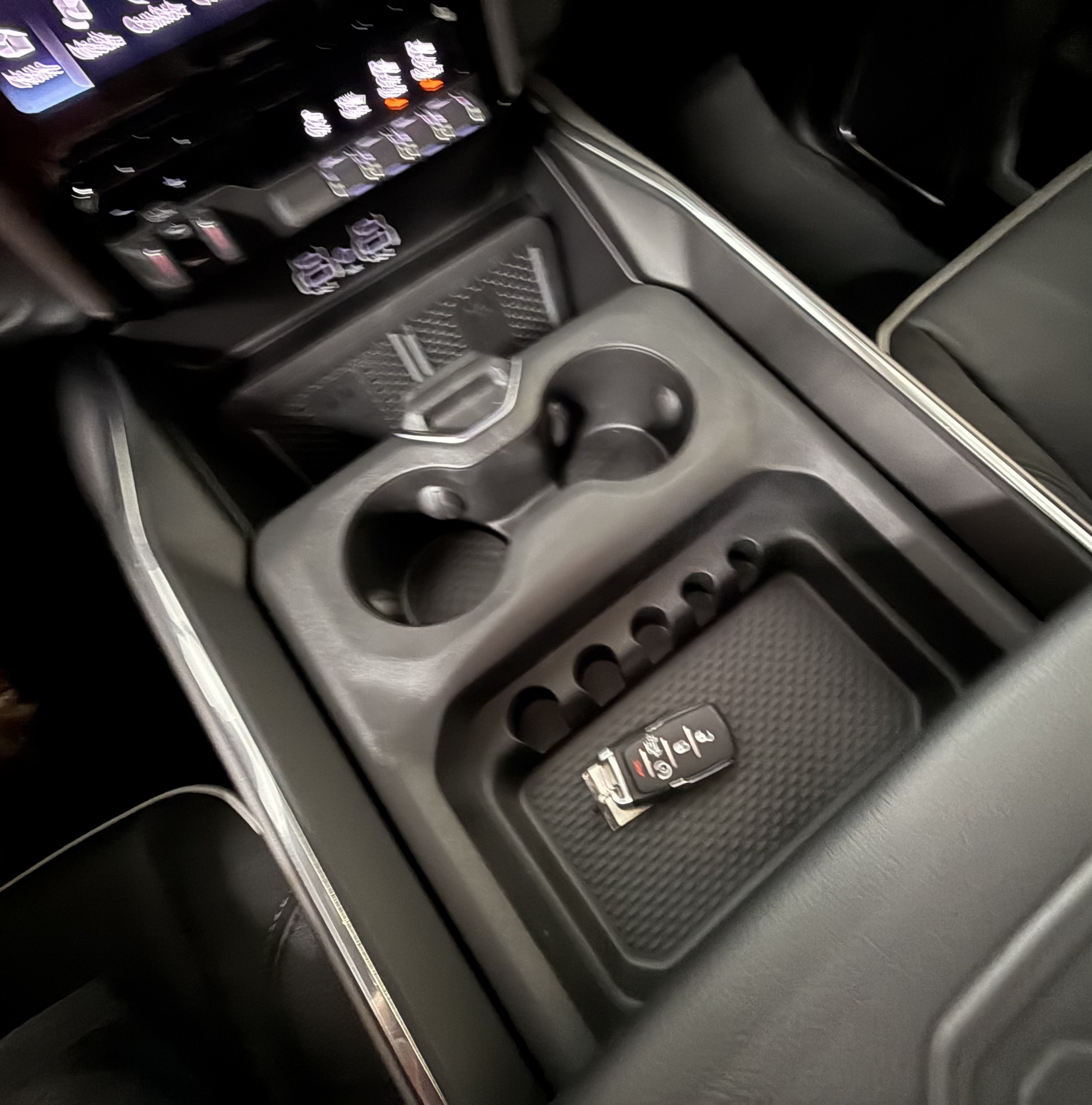 New 2026 RAM 2500 Laramie w/ Night Edition AWD/4WD image 20