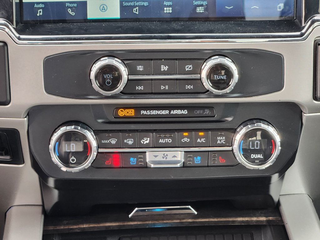 Used 2022 Ford F350 Lariat w/ Lariat Ultimate Package AWD/4WD image 21