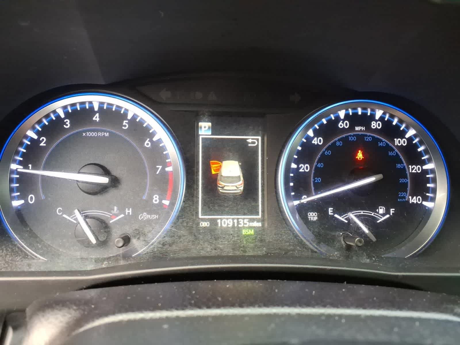 Used 2019 Toyota Highlander Limited FWD image 20