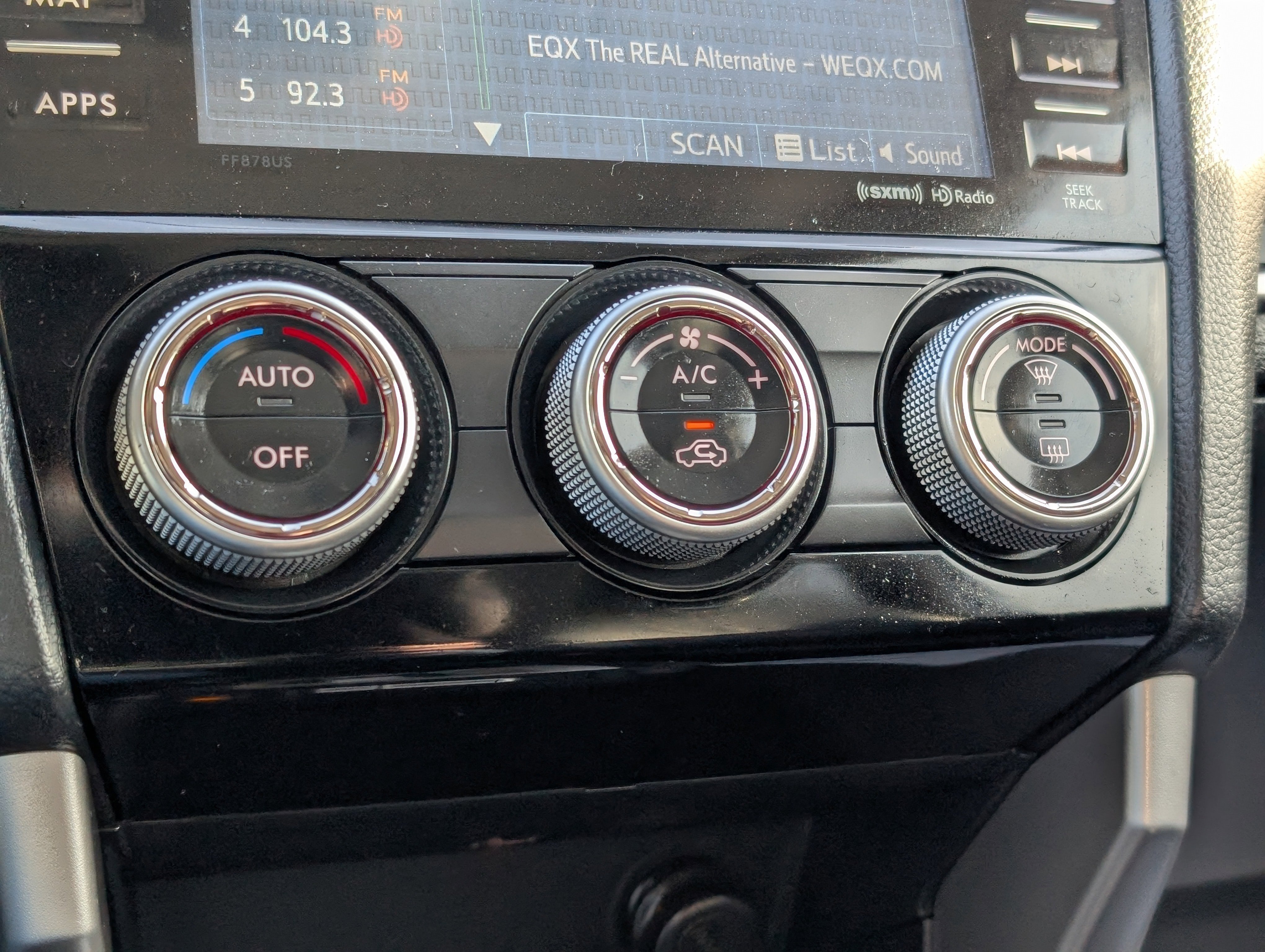 Used 2017 Subaru Forester 2.5i Limited image 22