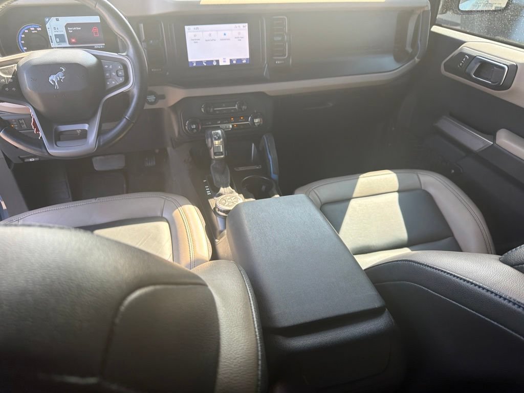 Used 2023 Ford Bronco Wildtrak AWD/4WD image 11