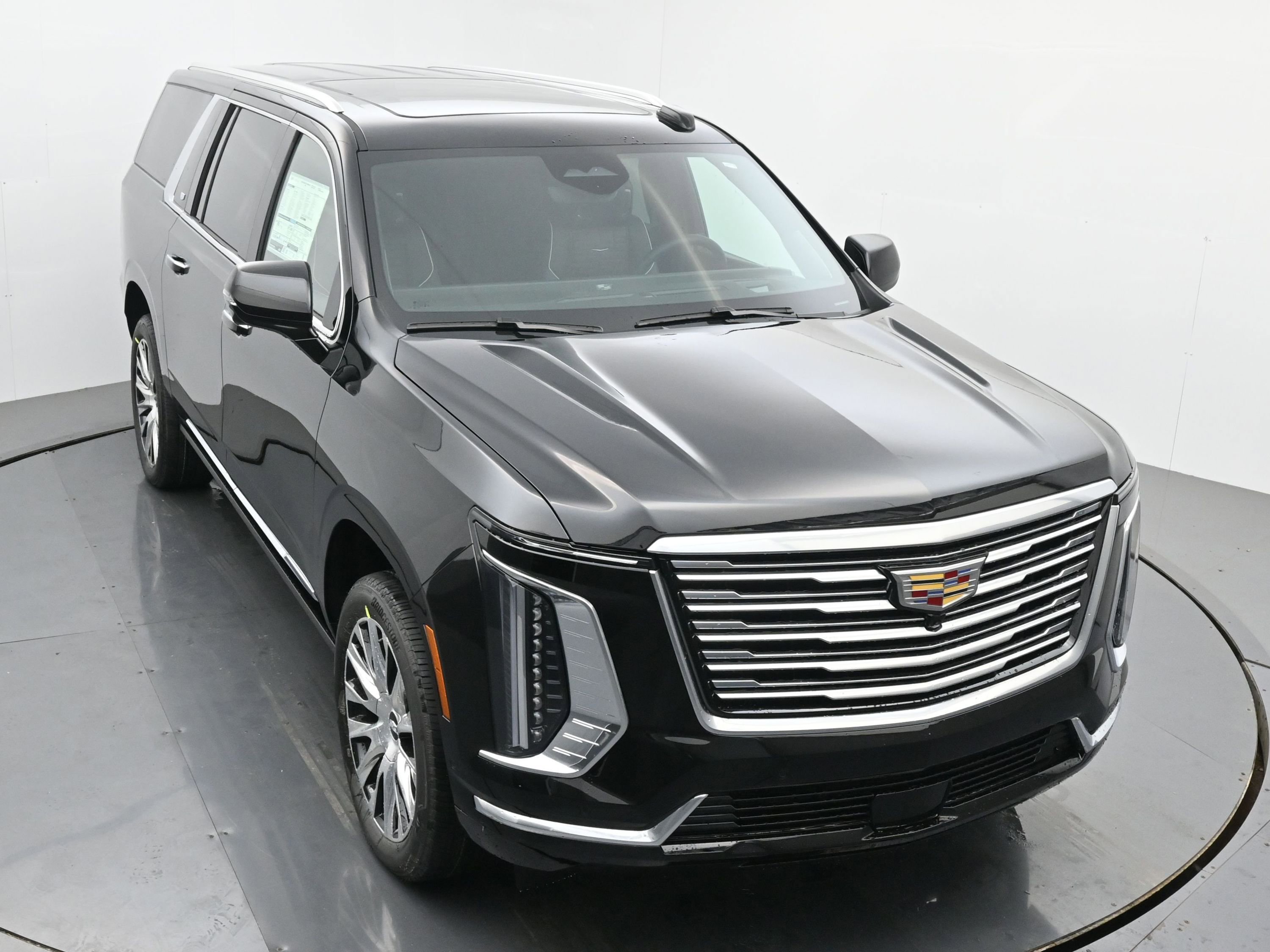 New 2026 Cadillac Escalade ESV Platinum Luxury w/ LPO, Floor Liner Package AWD/4WD image 30