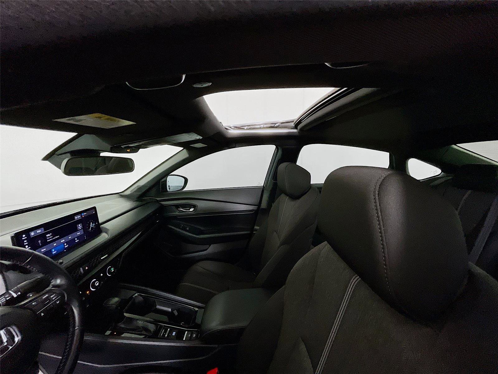 Used 2024 Honda Accord Sport image 11