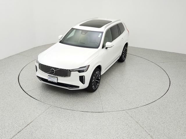 New 2026 Volvo XC90 B6 Plus w/ Protection Package Premier image 13