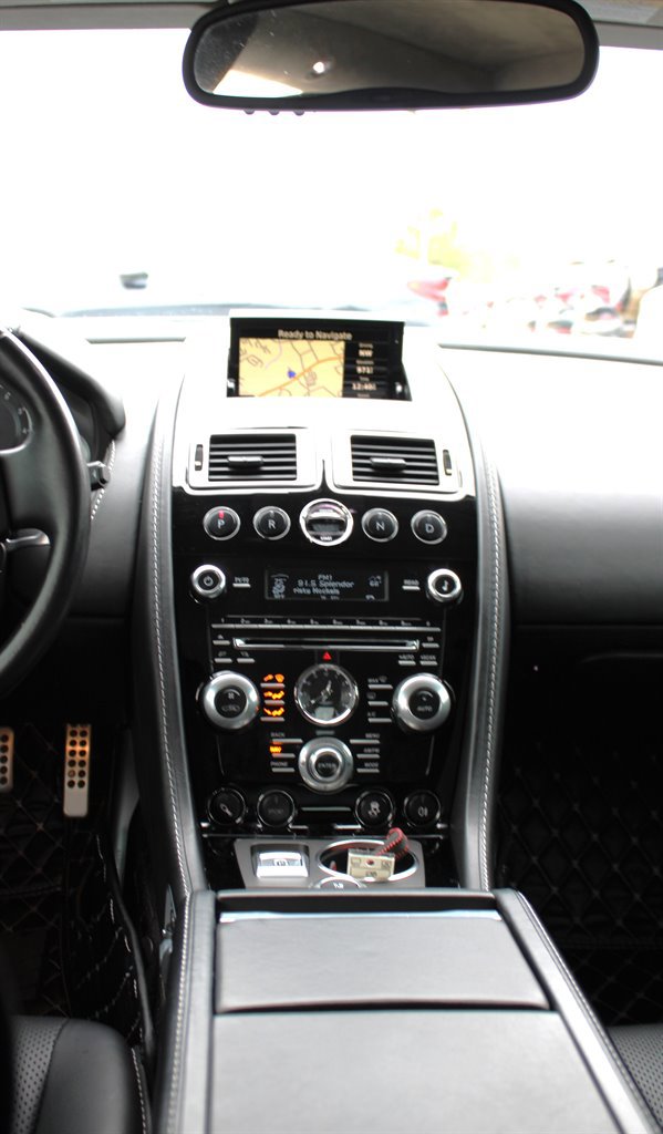 Used 2012 Aston Martin Rapide image 18