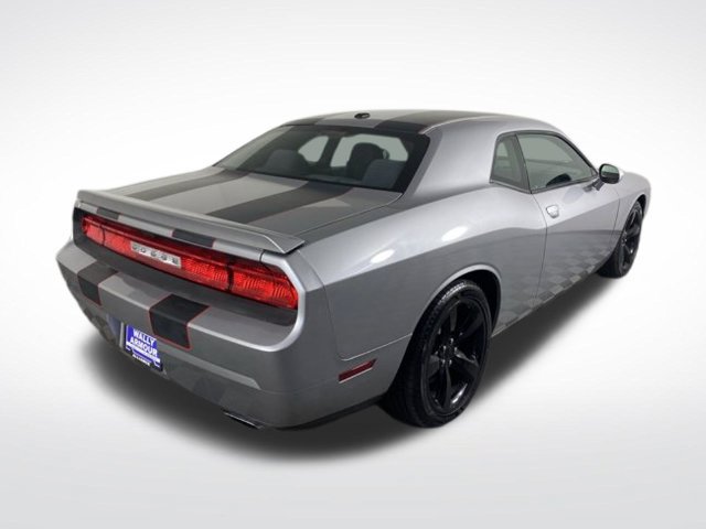 Used 2014 Dodge Challenger R/T w/ Blacktop Package RWD image 8