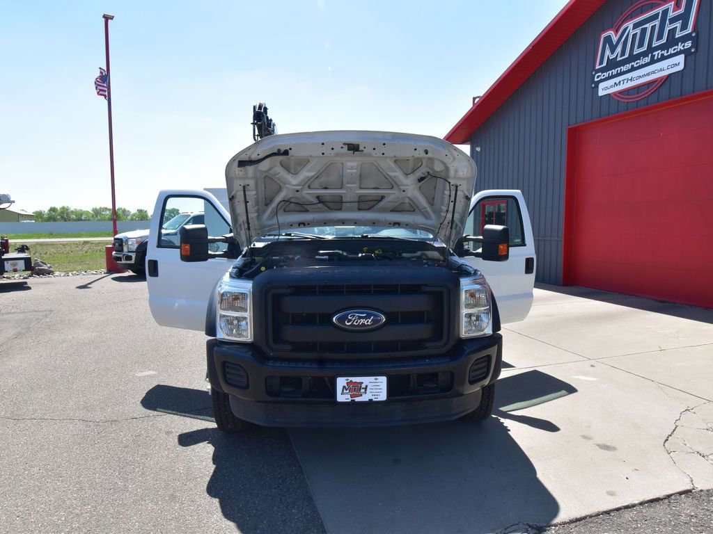 Used 2014 Ford F550 4x4 Regular Cab Super Duty image 14