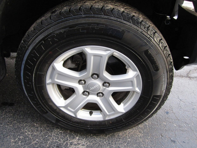 Used 2019 Jeep Wrangler Unlimited Sport S image 28