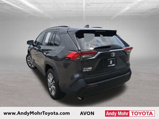 Used 2022 Toyota RAV4 XLE Premium FWD image 5