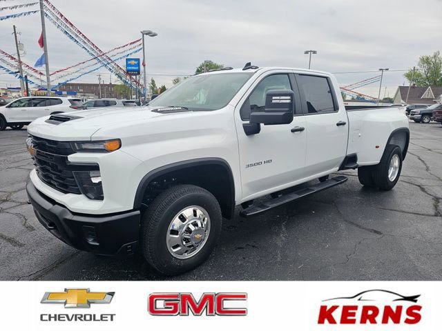 New 2026 Chevrolet Silverado 3500 W/T AWD/4WD image 1