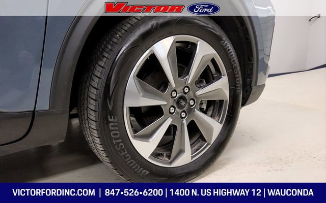 Used 2025 Ford Escape Platinum w/ Premium Technology Package image 14