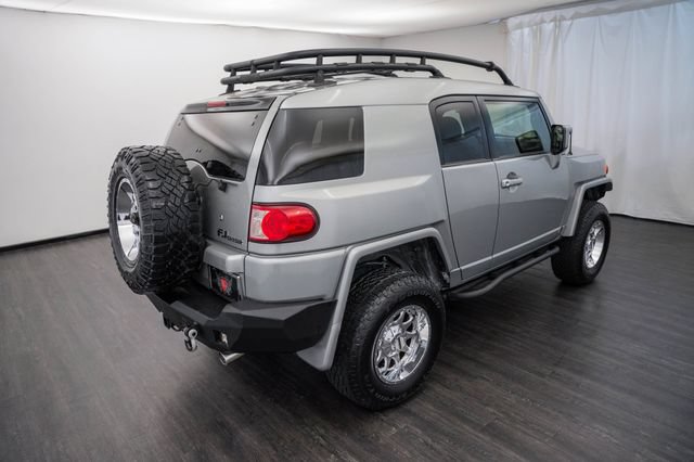 Used 2011 Toyota FJ Cruiser 4WD w/ Upgrade Pkg image 10