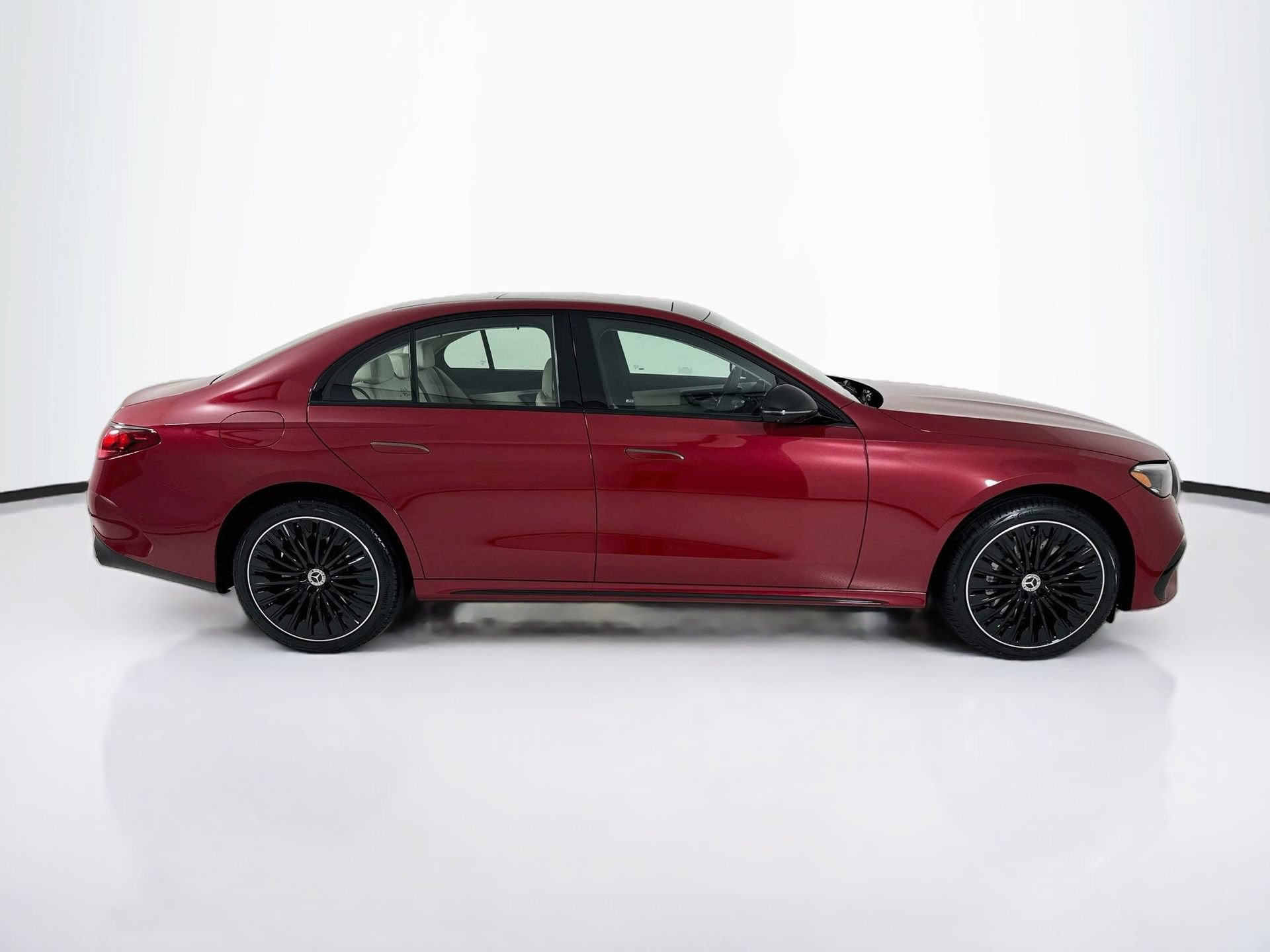 New 2027 Mercedes-Benz E 450 4MATIC Sedan image 9