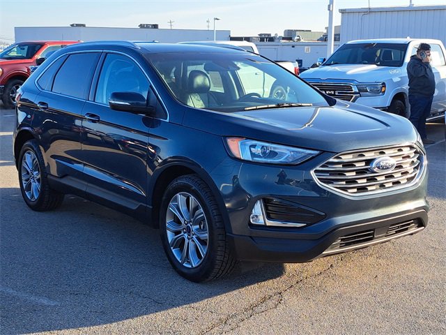 Certified 2019 Ford Edge Titanium image 7