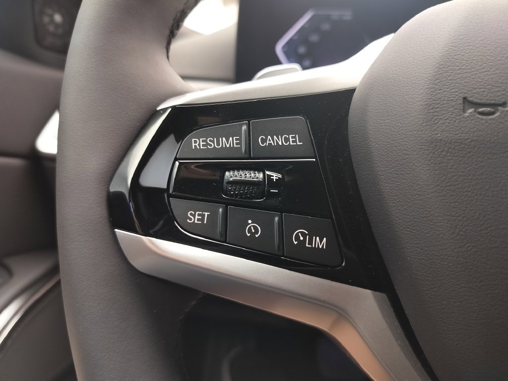 New 2026 BMW 330i Sedan w/ Convenience Package RWD image 15