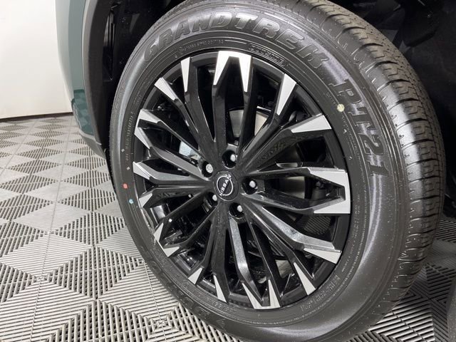 New 2026 Nissan Rogue Dark Armor image 12