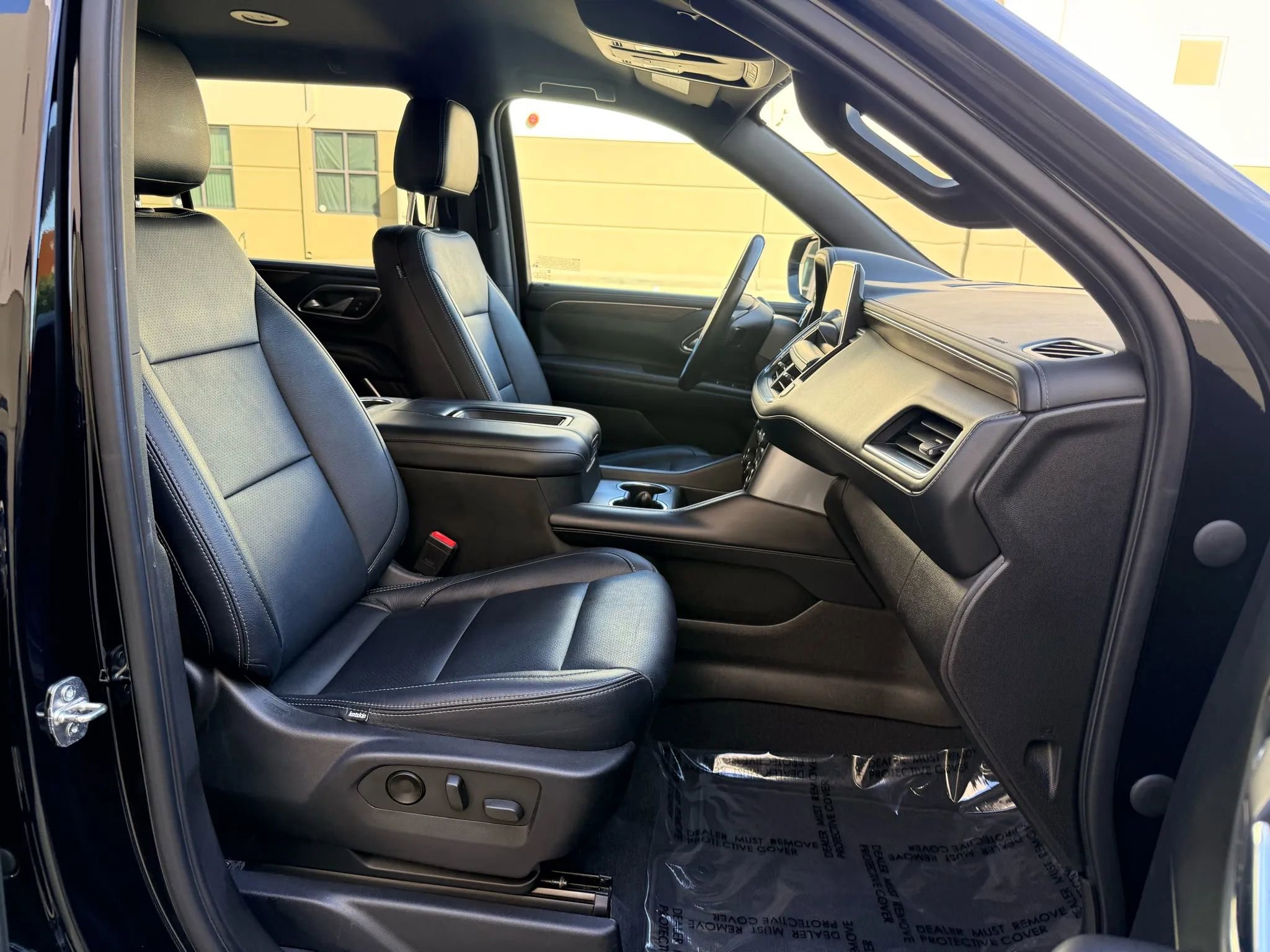 Used 2021 Chevrolet Suburban LS image 20