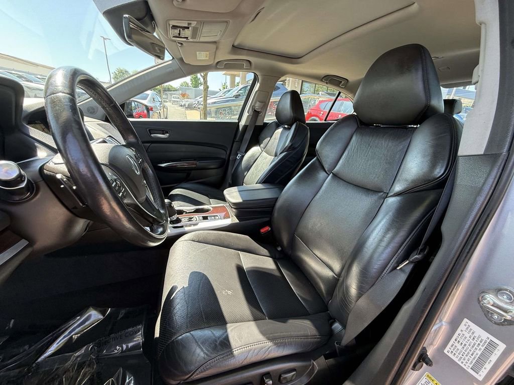 Used 2017 Acura TLX w/ Technology Package FWD image 14
