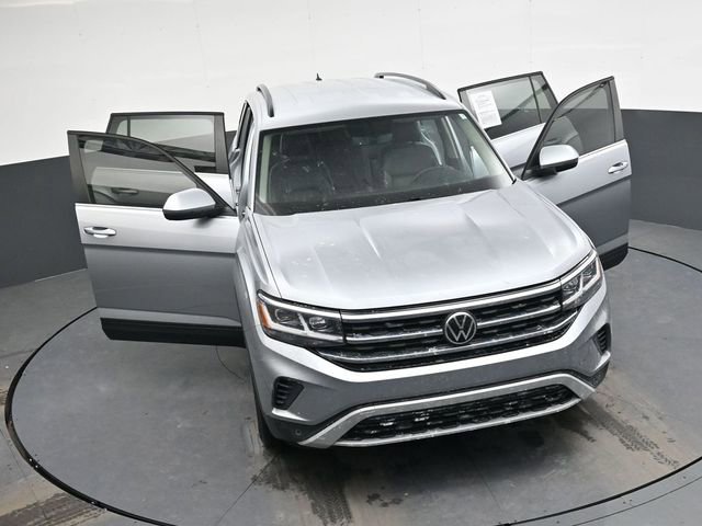 Used 2022 Volkswagen Atlas SE w/ Black Wheel Package image 37