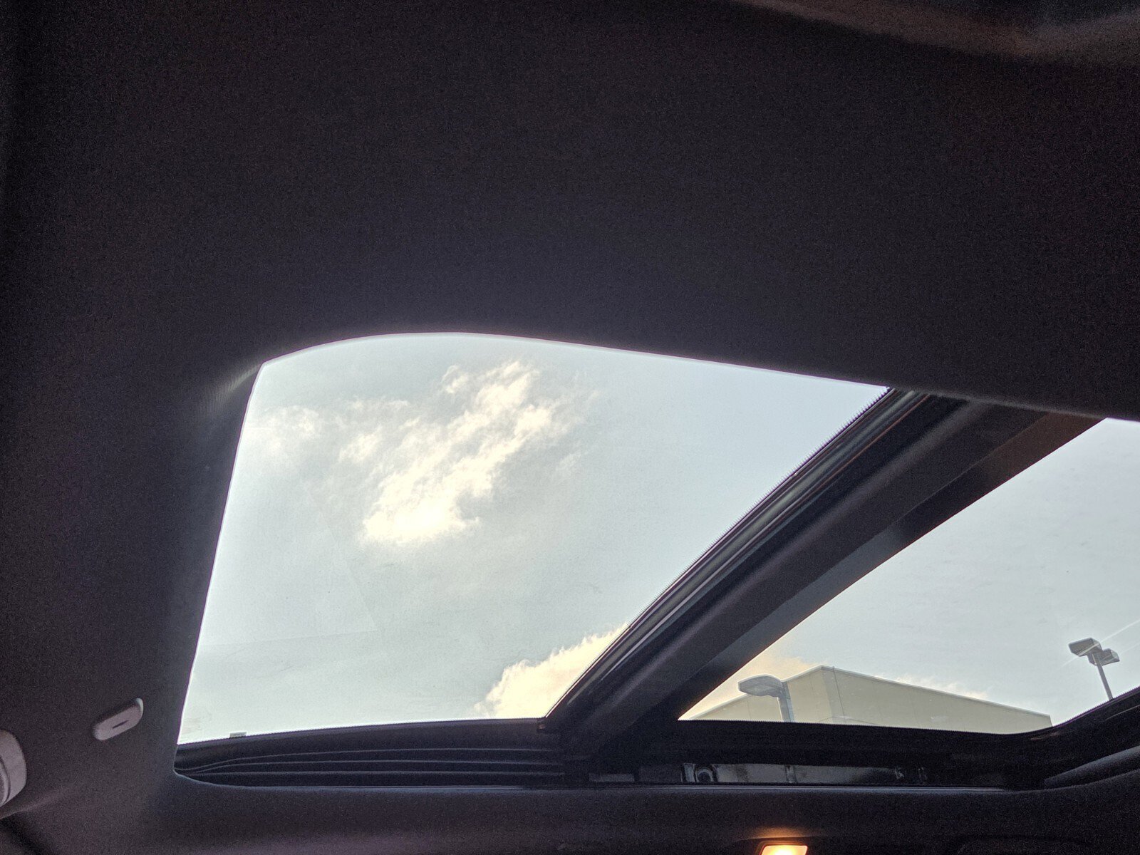 New 2026 INFINITI QX60 Autograph w/ Dark Cargo Package image 16