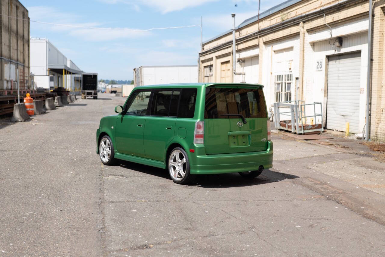 Used 2006 Scion xB FWD image 12