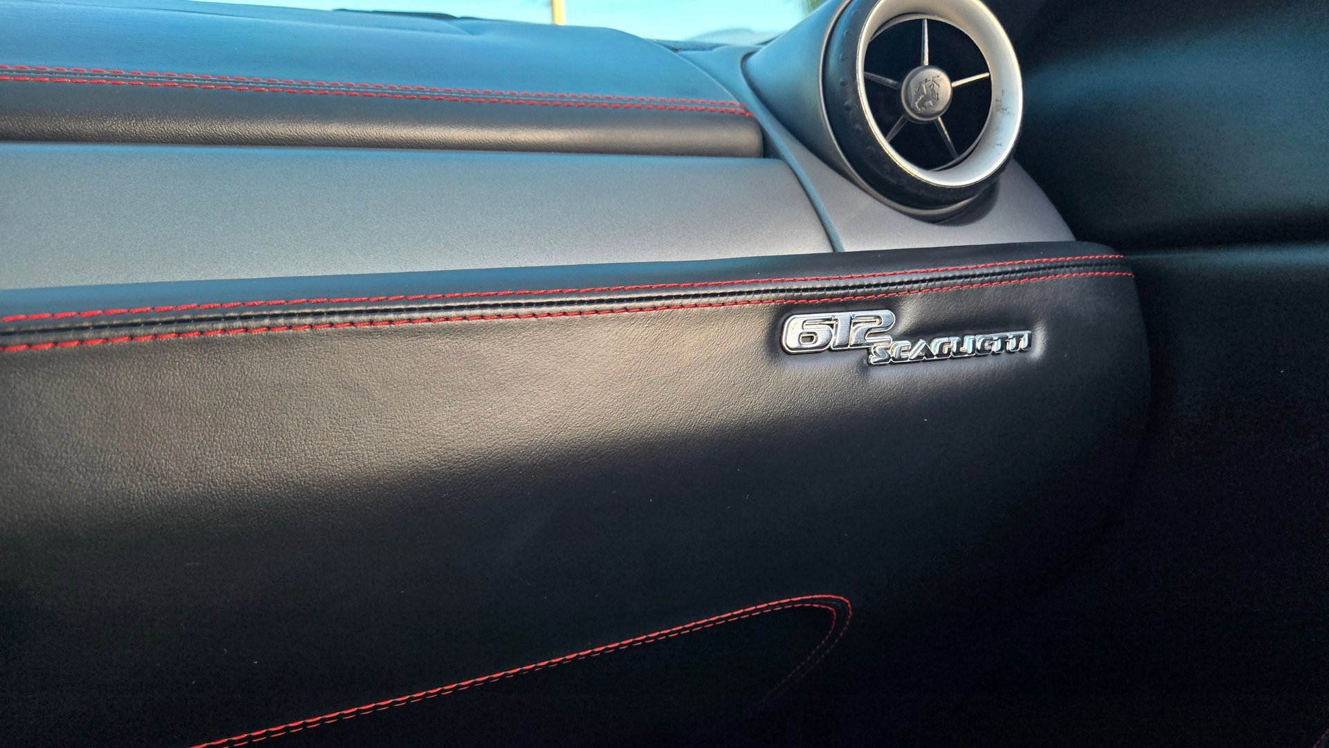 Used 2006 Ferrari 612 Scaglietti image 33