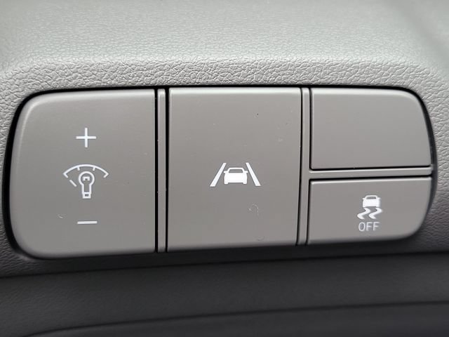 Used 2021 Hyundai Elantra SEL FWD image 19