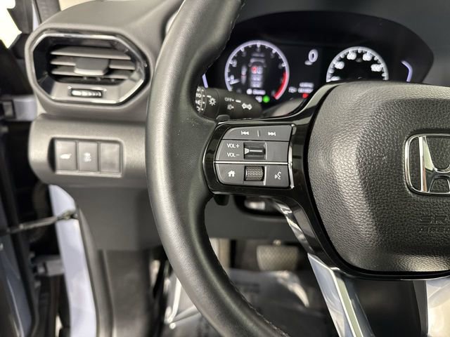 Certified 2023 Honda Pilot Touring image 13