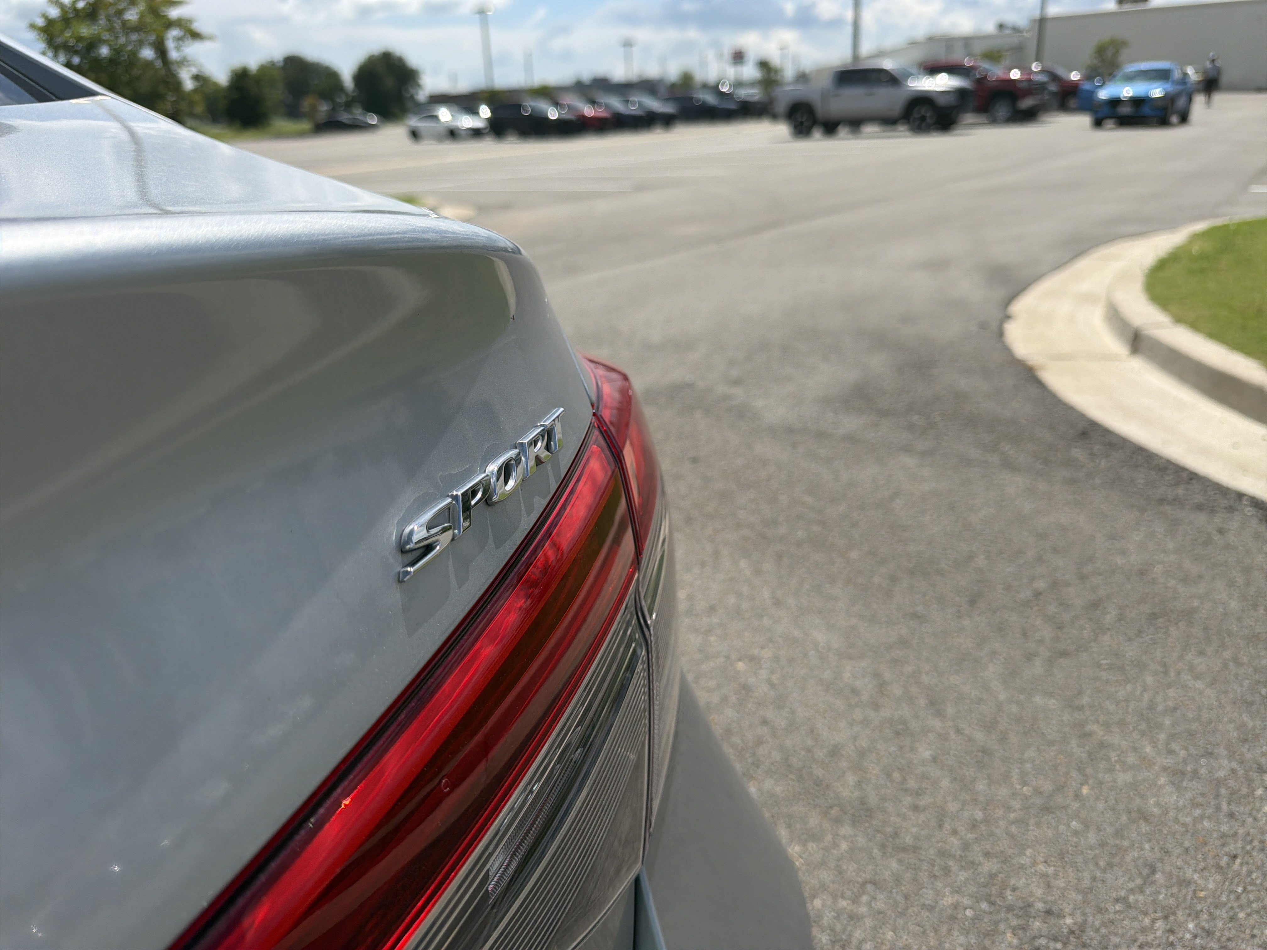 Used 2022 Honda Civic Sport image 35
