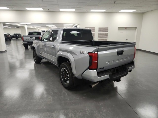 New 2025 Toyota Tacoma TRD Sport image 4