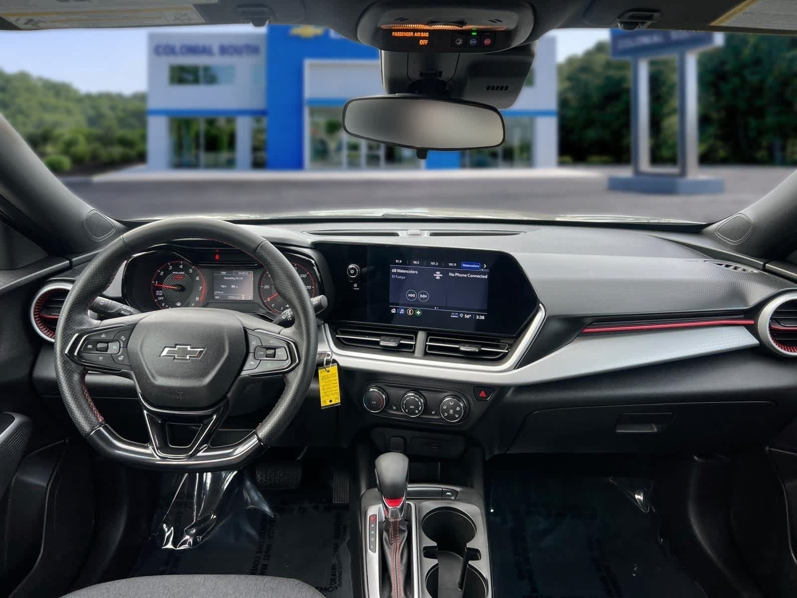Certified 2024 Chevrolet Trax RS FWD image 31