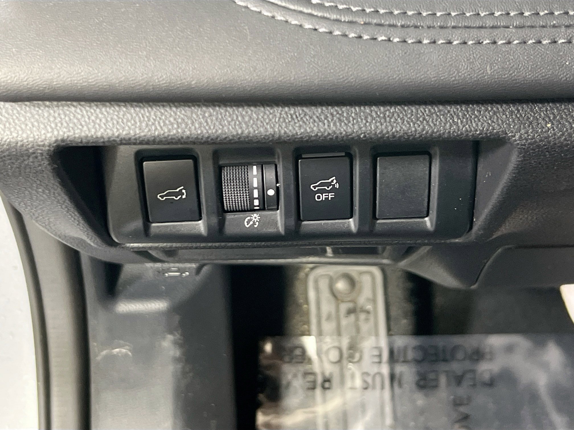 Used 2023 Subaru Outback Limited AWD/4WD image 10