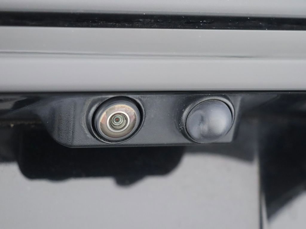 Used 2019 Land Rover Range Rover Sport HST image 38