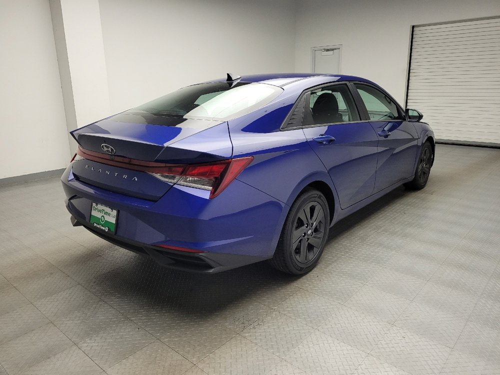 Used 2021 Hyundai Elantra SEL w/ Cargo Package FWD image 9