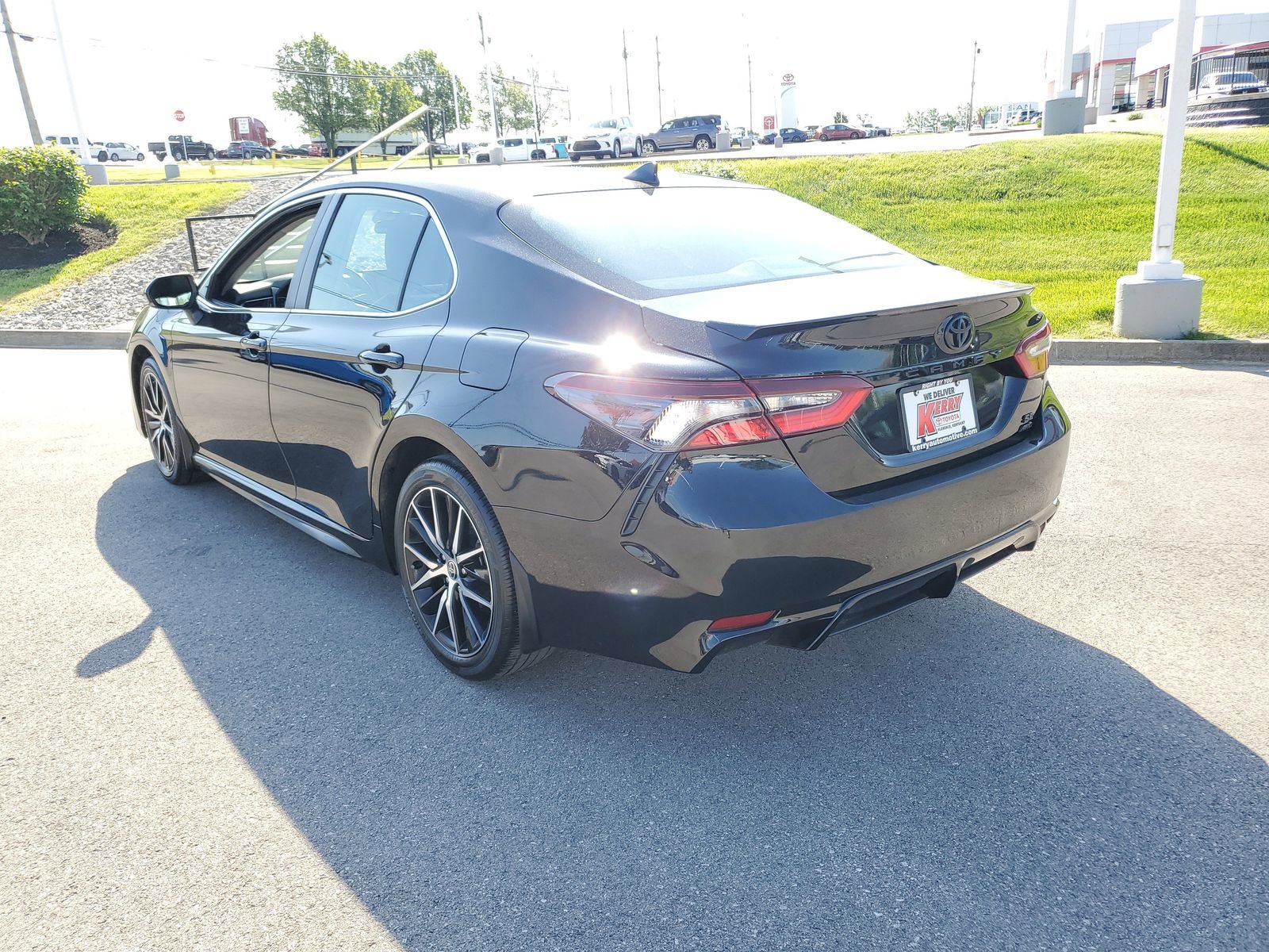 Certified 2024 Toyota Camry SE AWD/4WD image 3