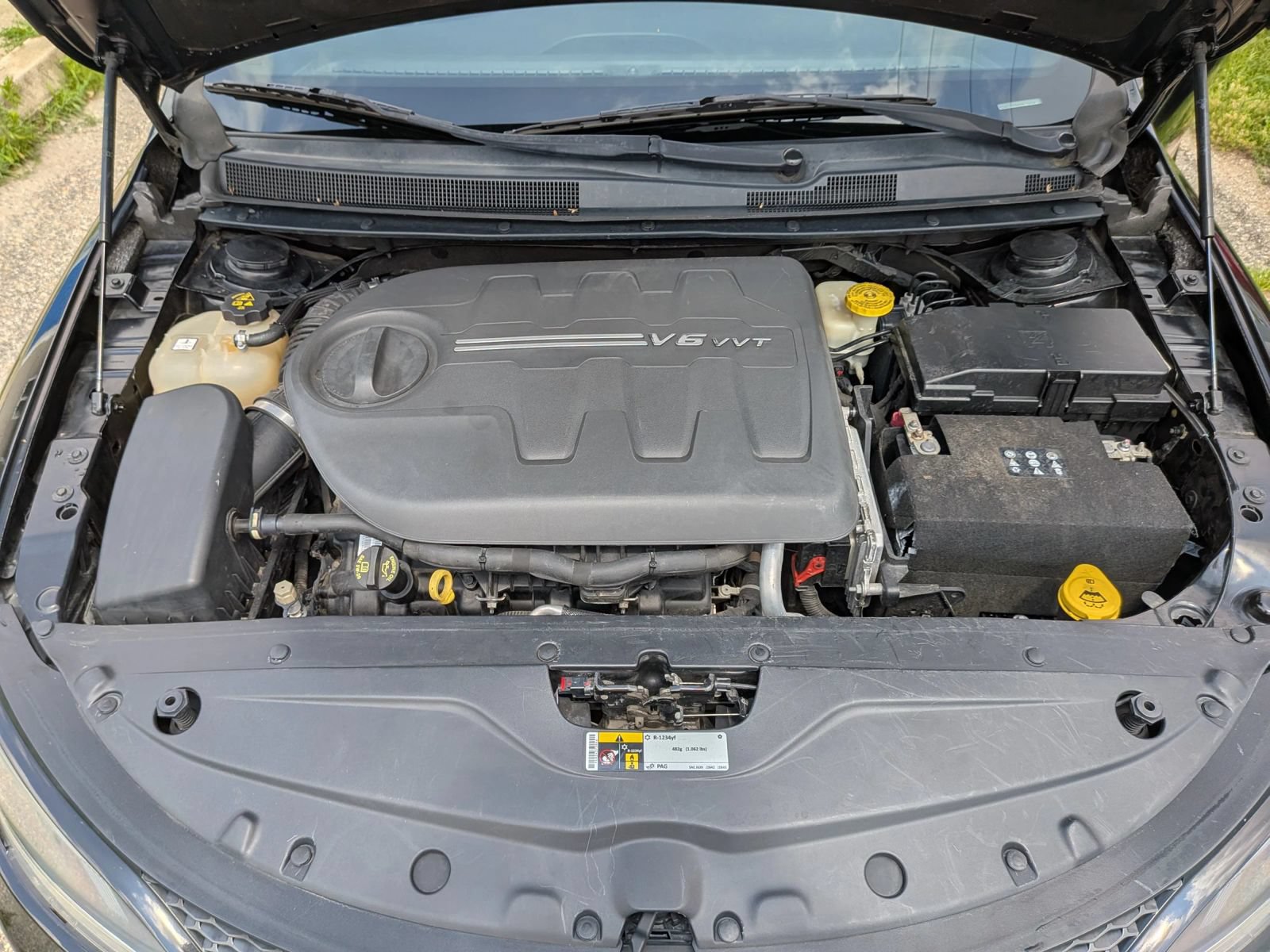 Used 2016 Chrysler 200 S w/ Navigation & Sound Group I AWD/4WD image 17