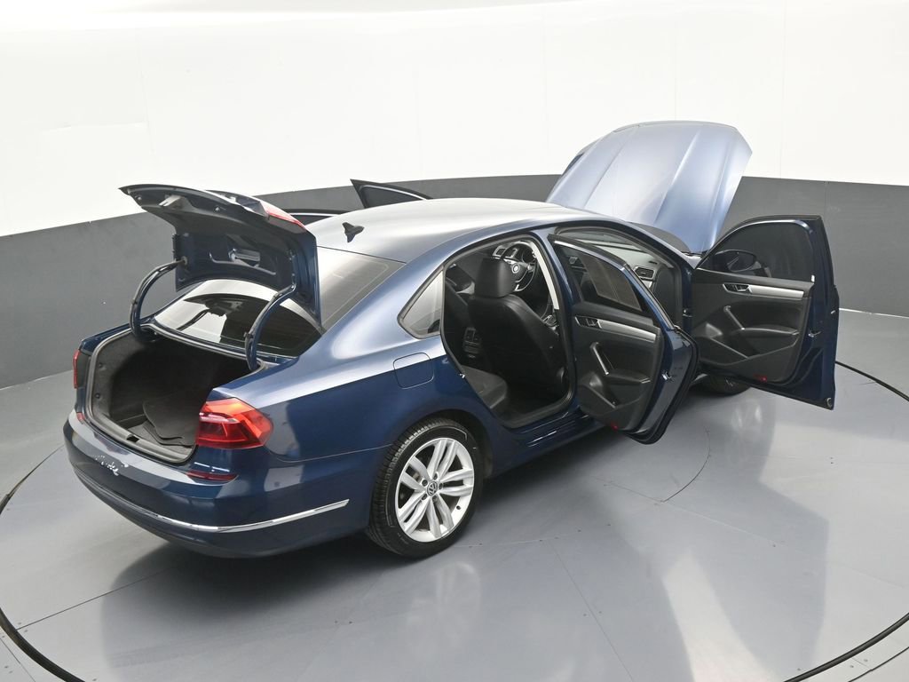 Used 2019 Volkswagen Passat 2.0T Wolfsburg image 65