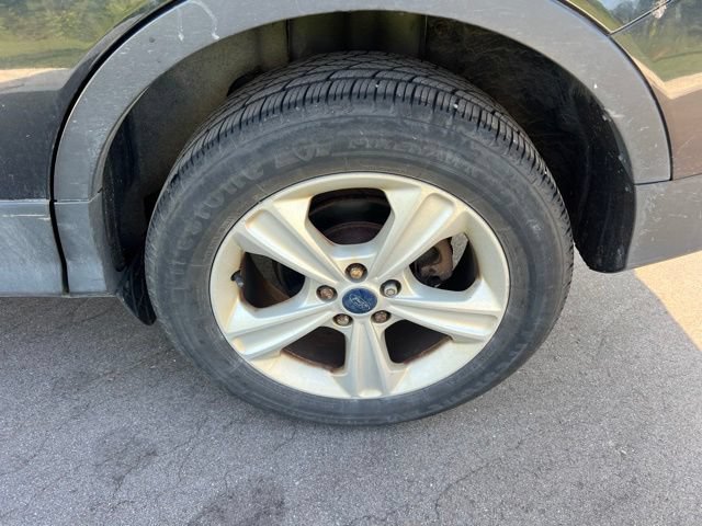 Used 2015 Ford Escape SE FWD image 9