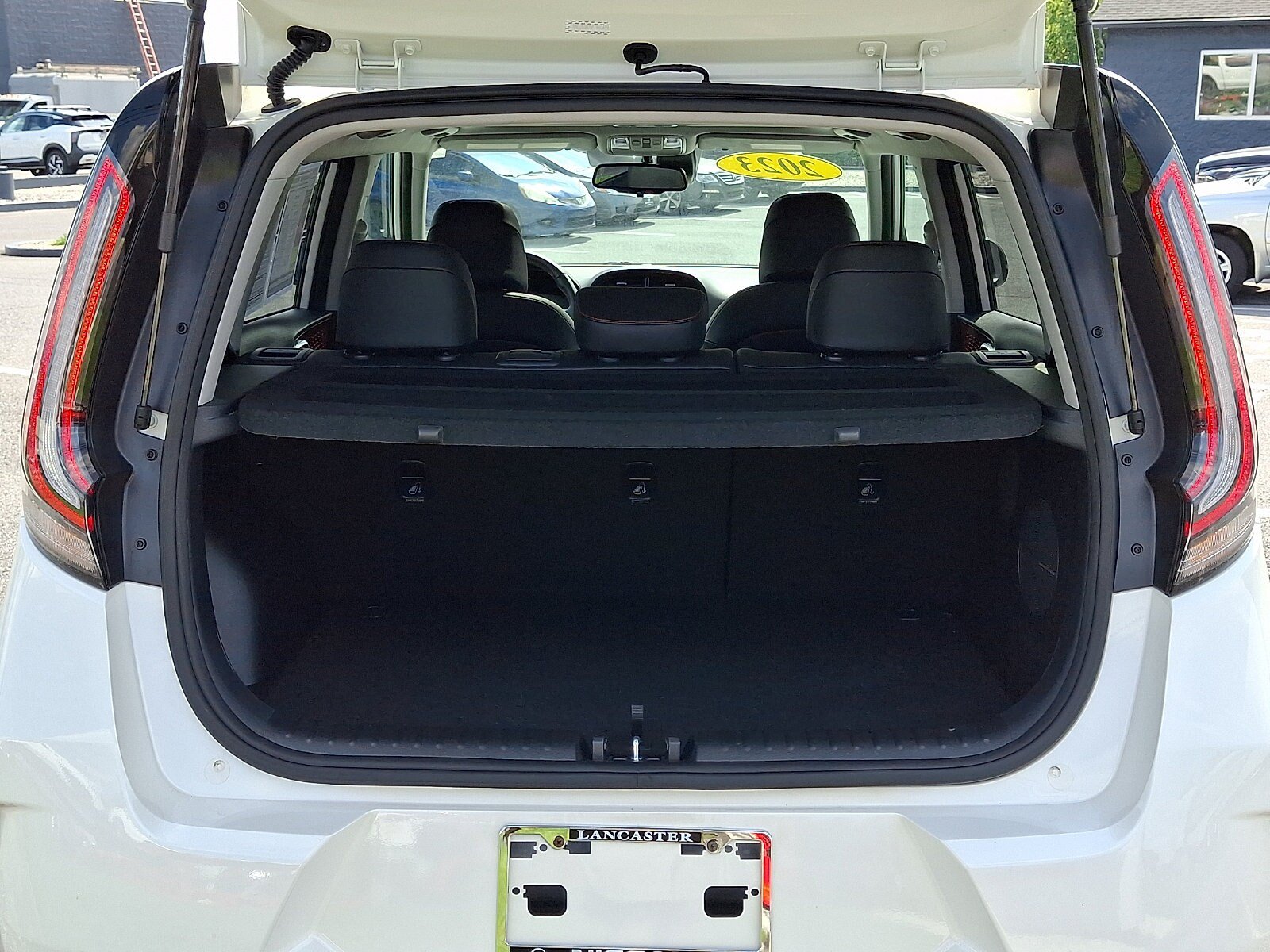 Used 2023 Kia Soul GT-Line w/ GT-Line Technology Package FWD image 7