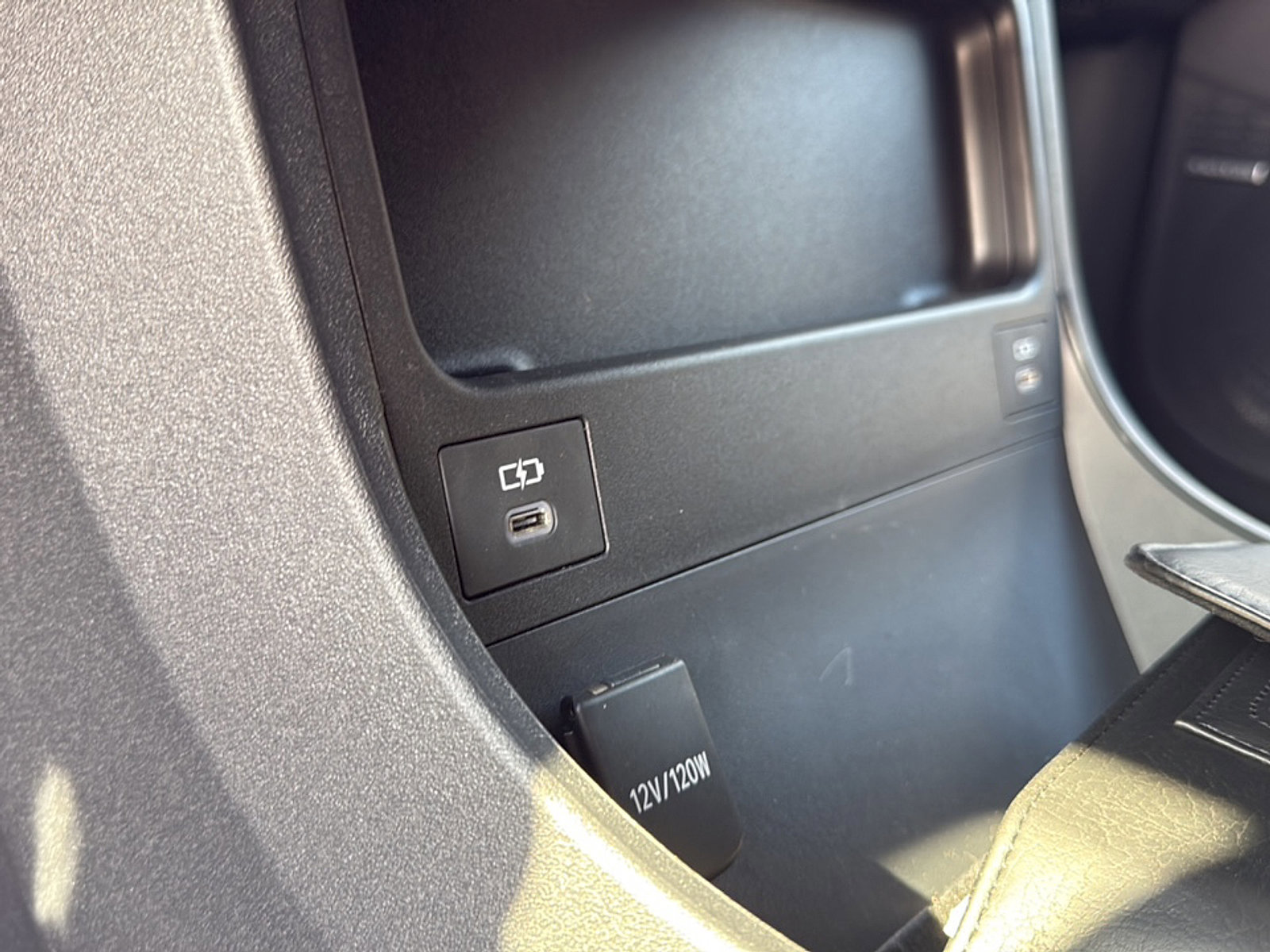 Certified 2023 Subaru Solterra AWD image 37