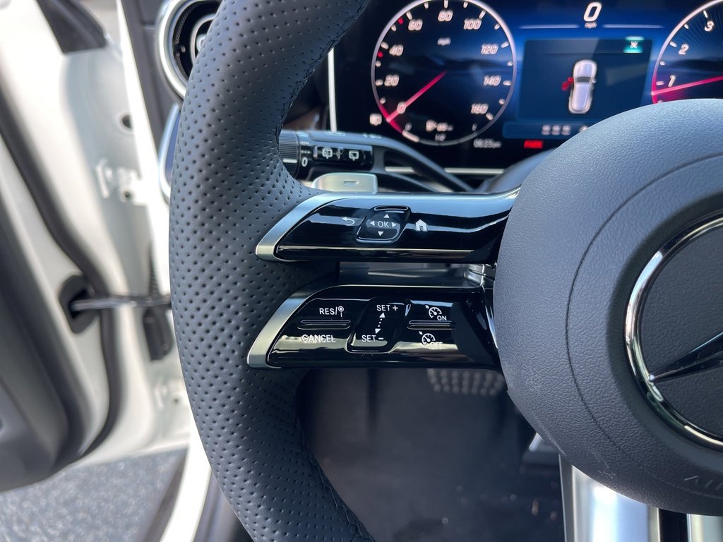 New 2026 Mercedes-Benz GLC 300 4MATIC image 32