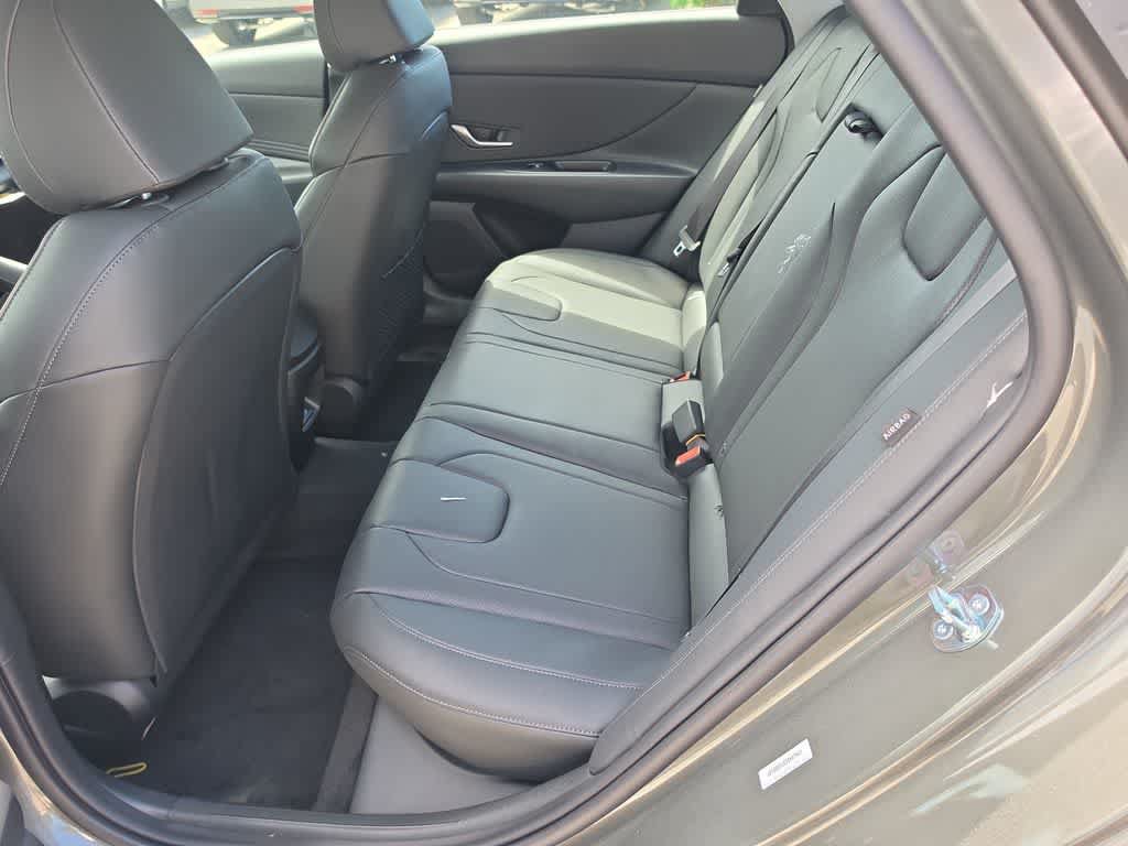 New 2026 Hyundai Elantra Limited FWD image 21