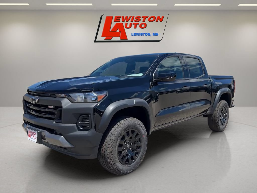 New 2026 Chevrolet Colorado Trail Boss AWD/4WD image 1