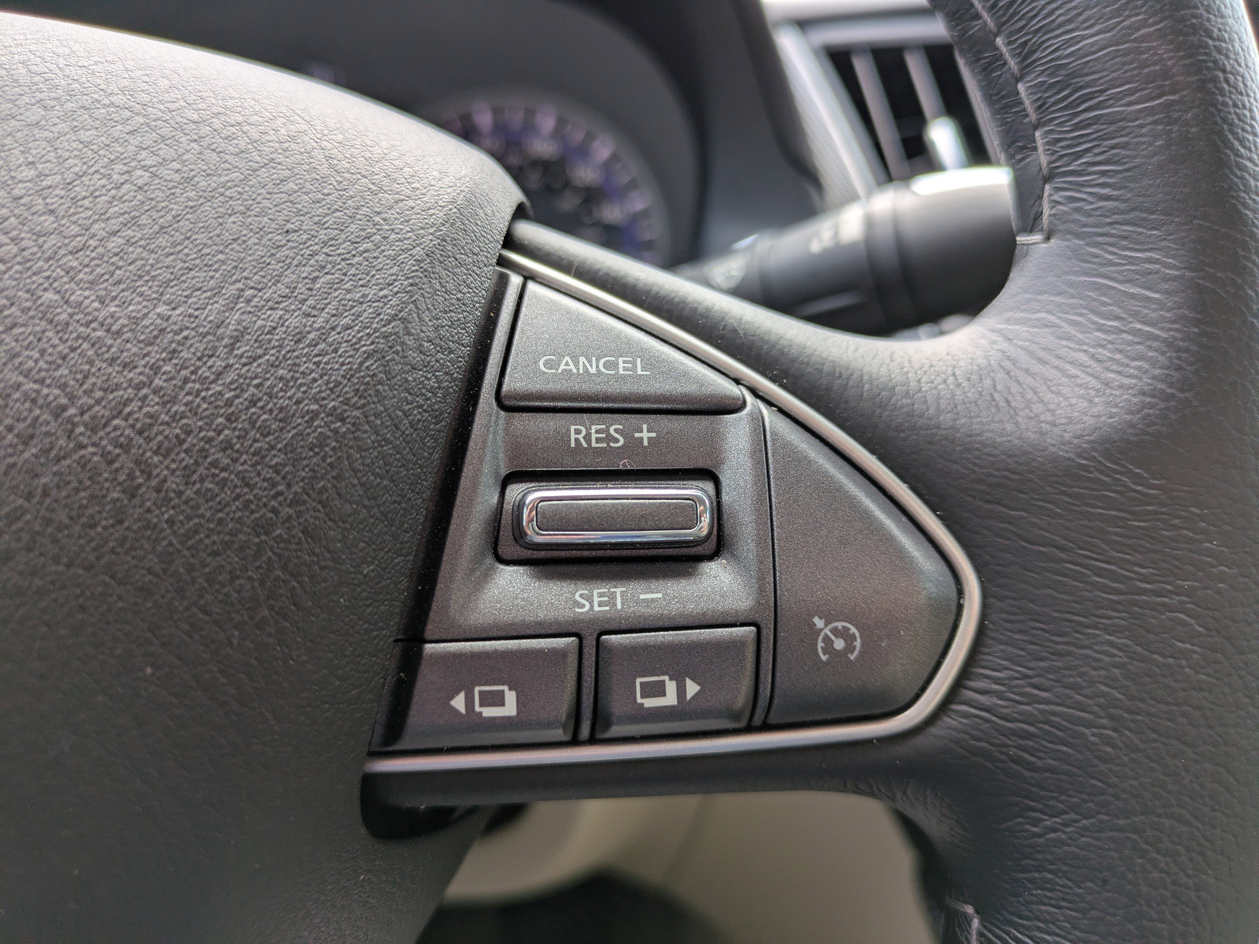 Used 2017 INFINITI Q50 3.0t Premium w/ 3.0T Premium Plus Package image 22