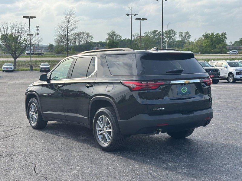 Certified 2023 Chevrolet Traverse LT FWD image 3