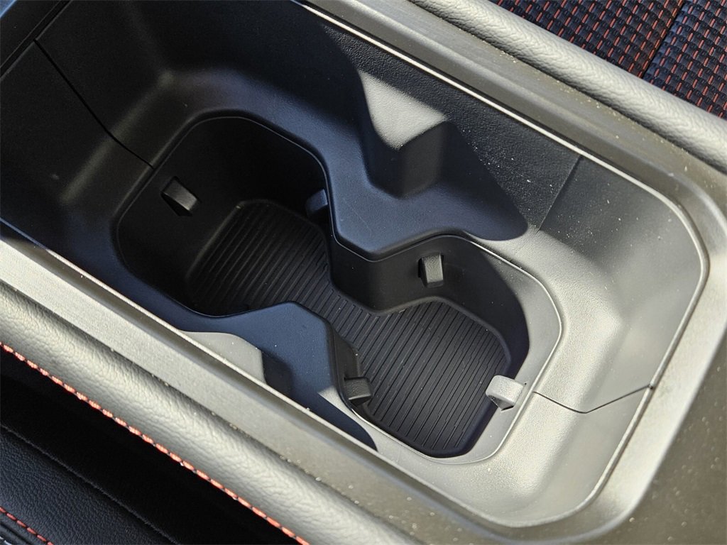 New 2026 Nissan Kicks SR image 21